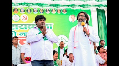 Jharkhand CM Hemant Soren addresses an election campaign in support of party Saraikela seat candidate Ganesh Mahali for the Jharkhand Assembly elections, at in Seraikela Kharsawan. (ANI PHOTO) Jharkhand CM Hemant Soren addresses an election campaign in support of party Saraikela seat candidate Ganesh Mahali for the Jharkhand Assembly elections, at in Seraikela Kharsawan. (ANI PHOTO)