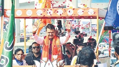 Nagpur, Nov 05 (ANI): Maharashtra Dy CM and BJP candidate from Nagpur South-West Assembly seat Devendra Fadnavis greets the supporters during a roadshow for the state Assembly elections, in Nagpur on Tuesday. (ANI Photo) (Chandrakant Paddhane) Nagpur, Nov 05 (ANI): Maharashtra Dy CM and BJP candidate from Nagpur South-West Assembly seat Devendra Fadnavis greets the supporters during a roadshow for the state Assembly elections, in Nagpur on Tuesday. (ANI Photo) (Chandrakant Paddhane)