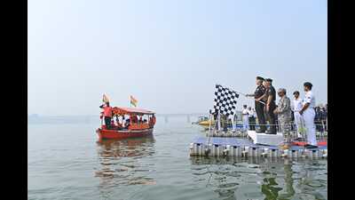 Second leg of the riverine expedition being flagged off from Prayagraj on Wednesday. (HT Photo)