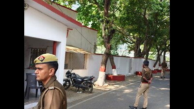The unclaimed vehicle was positioned close to the DM’s residence security post (Sourced)