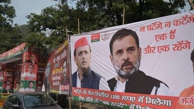 An SP poster with photographs of SP chief Akhilesh Yadav and Congress leader Rahul Gandhi in Lucknow. (HT photo) An SP poster with photographs of SP chief Akhilesh Yadav and Congress leader Rahul Gandhi in Lucknow. (HT photo)