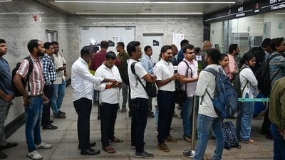 Mumbai's first underground Metro Line 3, the aqua line's phase-1, from Bandra-Kurla Complex (BKC) to Aarey, became operational for the public in October.(Photo by Raju Shinde/HT Photo) (Hindustan Times)
