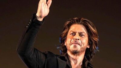 Bandra police station received a call threatening Shah Rukh Khan and asking for ₹50 lakh. (PTI) Bandra police station received a call threatening Shah Rukh Khan and asking for ₹50 lakh. (PTI)