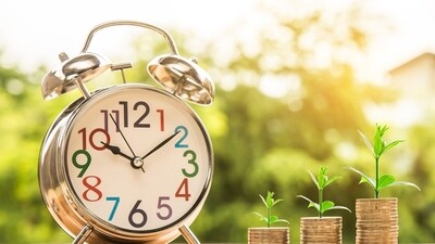 Read daily money and career horoscopes for all zodiac signs and know your fortune for today at Hindustan Times. (Pixabay)