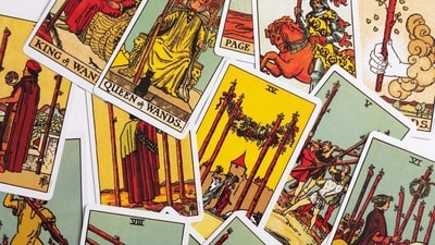 Daily Tarot Card Predictions for November 7,  2024.