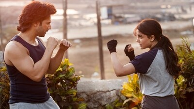 Varun Dhawan and Samantha Ruth Prabhu's performances in Citadel: Honey Bunny were praised by fans. Varun Dhawan and Samantha Ruth Prabhu's performances in Citadel: Honey Bunny were praised by fans.