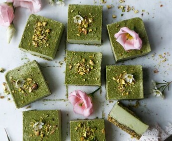 Pistachio amaranth moringa bars (Photo:  Nirvana Cakery)