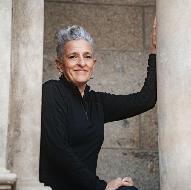 Author Charlotte Wood (Courtesy https://www.charlottewood.com.au/) Author Charlotte Wood (Courtesy https://www.charlottewood.com.au/)