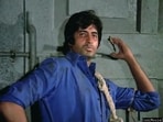Amitabh Bachchan shared an anecdote from an action scene in Yash Chopra's Deewar.