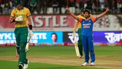Bishnoi then got two wickets as well in the 13th over, thus all but ending any chances South Africa had of chasing the target down.&nbsp; (REUTERS)