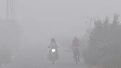 Experts say that if Loni’s AQI is excluded from Ghaziabad’s overall AQI, then Ghaziabad city would not figure among the highly polluted cities in the country (Sakib Ali/HT Photo) Experts say that if Loni’s AQI is excluded from Ghaziabad’s overall AQI, then Ghaziabad city would not figure among the highly polluted cities in the country (Sakib Ali/HT Photo)