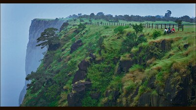No artificial light was used in Murmurs of the Jungle. The soundscape mirrors the drifting voices of an evening spent by the edge of a village. (Digvijay Thorat) No artificial light was used in Murmurs of the Jungle. The soundscape mirrors the drifting voices of an evening spent by the edge of a village. (Digvijay Thorat)