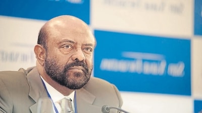 HCL Technologies founder Shiv Nadar and family stayed on top on this year’s list as well after donating ₹2,153 crore. (File) HCL Technologies founder Shiv Nadar and family stayed on top on this year’s list as well after donating ₹2,153 crore. (File)