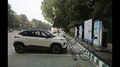 The newly installed electric vehicle charging stations at the parking area of Lohiya Park, in Lucknow, on Friday (HT Photo) The newly installed electric vehicle charging stations at the parking area of Lohiya Park, in Lucknow, on Friday (HT Photo)