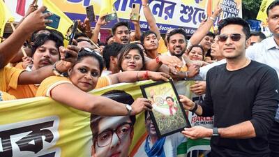Trinamool Congress general secretary Abhishek Banerjee meeting party supporters as he arrives at Diamond Harbour for his birthday celebrations in Kolkata on Thursday (ANI) Trinamool Congress general secretary Abhishek Banerjee meeting party supporters as he arrives at Diamond Harbour for his birthday celebrations in Kolkata on Thursday (ANI)