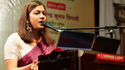 Singer Gayatri Asokan Singer Gayatri Asokan