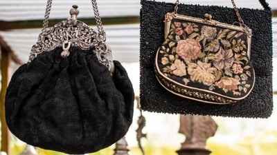 Get huge discounts on the best trendy totes and clutches for women by Baggit and Esbeda. Get huge discounts on the best trendy totes and clutches for women by Baggit and Esbeda.