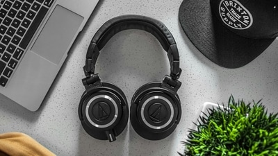 Experience immersive sound and complete freedom with lightweight, stylish wireless Bluetooth headphones. (Pexels) Experience immersive sound and complete freedom with lightweight, stylish wireless Bluetooth headphones. (Pexels)