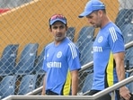 India's head coach Gautam Gambhir (L) and assistant coach Ryan Neil ten Doeschate. (Photo by Indranil MUKHERJEE / AFP) / India's head coach Gautam Gambhir (L) and assistant coach Ryan Neil ten Doeschate. (Photo by Indranil MUKHERJEE / AFP) /