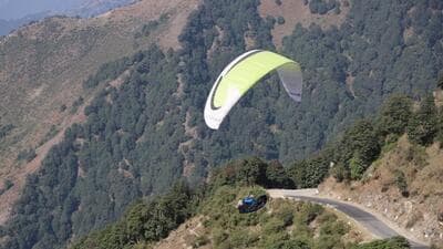A contestant in action during the 2024 Paragliding World Cup in Bir Billing. (HT Photo) A contestant in action during the 2024 Paragliding World Cup in Bir Billing. (HT Photo)