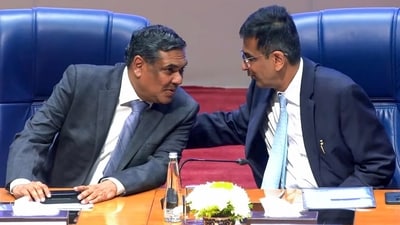 Chief Justice-designate Justice Sanjiv Khanna and outgoing Chief Justice of India (CJI) DY Chandrachud in conversation during the latter's farewell ceremony in New Delhi on Friday. (Supreme Court of India/YouTube)