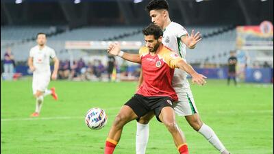 Anwar Ali of East Bengal FC in action against Mohammedan SC, in Kolkata, on Saturday. (ISL)