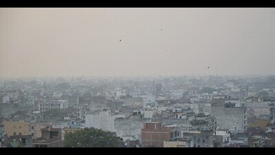 On Saturday, the average air quality index (AQI) stood at 184 in the state capital (File) On Saturday, the average air quality index (AQI) stood at 184 in the state capital (File)