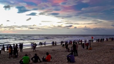 **EDS: SCREENSHOT VIA PTI VIDEOS** Calangute (Goa): Tourists at a sea beach during 'tourism season', in north Goa's Calangute, Thursday, Oct. 17, 2024. (PTI Photo) (PTI10_17_2024_000256B) (PTI) **EDS: SCREENSHOT VIA PTI VIDEOS** Calangute (Goa): Tourists at a sea beach during 'tourism season', in north Goa's Calangute, Thursday, Oct. 17, 2024. (PTI Photo) (PTI10_17_2024_000256B) (PTI)