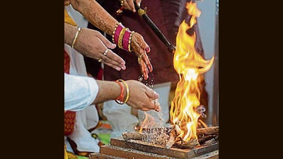 Personally I believe that prayer is like talking to God. This heart-to-heart can be done without the chanting of mantras. (stock.adobe.com) Personally I believe that prayer is like talking to God. This heart-to-heart can be done without the chanting of mantras. (stock.adobe.com)