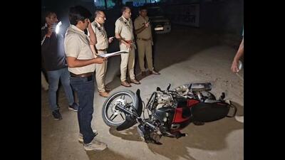Police teams at the encounter site in Karnal’s Gharounda town on Saturday. (HT Photo)