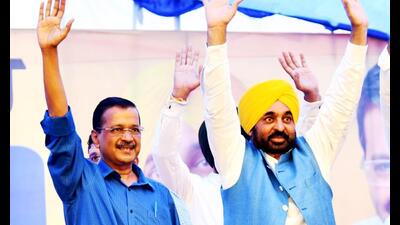 Punjab CM Bhagwant Mann with AAP national convener Arvind Kejriwal at Dera Baba Nanak assembly constituency. (PTI) Punjab CM Bhagwant Mann with AAP national convener Arvind Kejriwal at Dera Baba Nanak assembly constituency. (PTI)