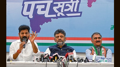 Telangana CM Revanth Reddy at a joint press conference at Tilak Bhavan in Mumbai on Saturday. (Raju Shinde/HT Photo) Telangana CM Revanth Reddy at a joint press conference at Tilak Bhavan in Mumbai on Saturday. (Raju Shinde/HT Photo)