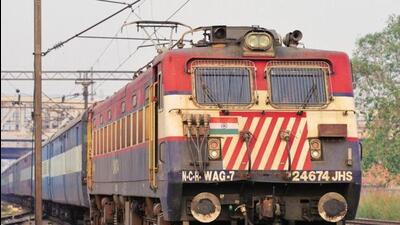 Besides the regular stoppage at Ludhiana, these trains will stop at Dhandari for two minutes from November 10 to 20. (HT Photo)