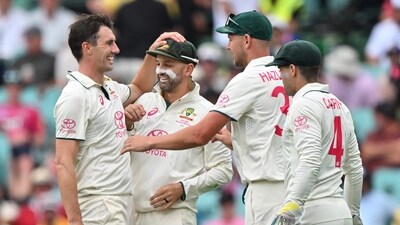 Australia name 13-man squad for Perth opener against India (AFP)