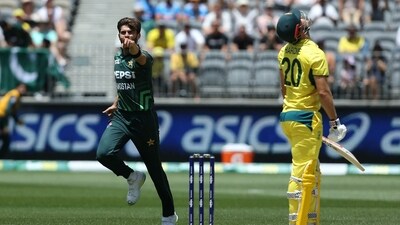 Shaheen Afridi celebrates the wicket of Aaron Hardie during the 3rd ODI in Perth, (AFP)