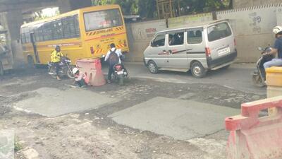 Internal roads are in disrepair, traffic congestion is a nightmare, and our towers face severe water shortages, forcing societies to spend lakhs on tankers. (HT PHOTO) Internal roads are in disrepair, traffic congestion is a nightmare, and our towers face severe water shortages, forcing societies to spend lakhs on tankers. (HT PHOTO)