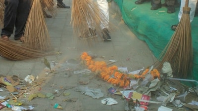 A special cleanliness drive generated revenue of ₹2,364 crore through disposal of scrap (PTI) A special cleanliness drive generated revenue of ₹2,364 crore through disposal of scrap (PTI)