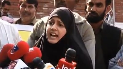 An old video of a Pakistani woman claiming to be Trump's daughter went viral. (X/Ghar Ke Kalesh) An old video of a Pakistani woman claiming to be Trump's daughter went viral. (X/Ghar Ke Kalesh)
