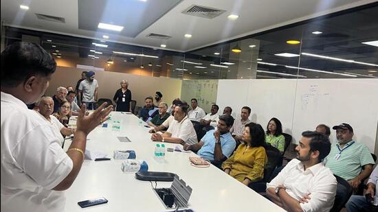 The charter of demands calls for enhanced efficiency, accountability and sustainability across various government bodies including the Pune Municipal Corporation (PMC), MSEDCL, traffic police and Maharashtra Pollution Control Board (MPCB). (HT PHOTO)