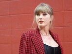 KANSAS CITY, MISSOURI - NOVEMBER 10: Taylor Swift looks on prior to a game between the Kansas City Chiefs and the Denver Broncos at GEHA Field at Arrowhead Stadium on November 10, 2024 in Kansas City, Missouri.   Jamie Squire/Getty Images/AFP (Photo by JAMIE SQUIRE / GETTY IMAGES NORTH AMERICA / Getty Images via AFP)