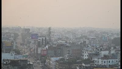 CPCB classifies AQI between 0-50 as “good”, between 51 and 100 as “satisfactory”, 101-200 as “moderate”, 201-300 as “poor”, 301-400 as “very poor”, and over 400 as “severe”. (File Photo)
