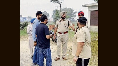 Police officials ]at the spot after the incident in Khanna on Monday. (HT Photo)