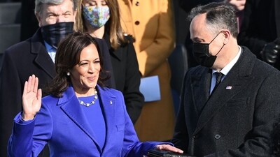 (FILES) Kamala Harris, flanked by her husband Doug Emhoff, is sworn in as the 49th US Vice President by Supreme Court Justice Sonia Sotomayor on January 20, 2021, at the US Capitol in Washington, DC. (AFP) (FILES) Kamala Harris, flanked by her husband Doug Emhoff, is sworn in as the 49th US Vice President by Supreme Court Justice Sonia Sotomayor on January 20, 2021, at the US Capitol in Washington, DC. (AFP)