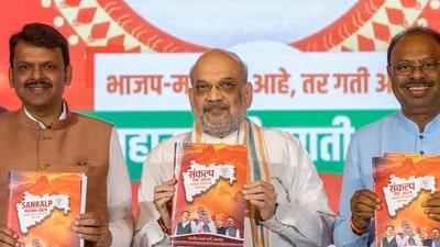 Union home minister Amit Shah along with Maharashtra Dy CM Devendra Fadnavis, state BJP chief Chandrashekhar Bawankule and others release Bharatiya Janata Party (BJP) manifesto for the state Assembly elections in Mumbai, on Sunday. (Satish Bate/HT photo) Union home minister Amit Shah along with Maharashtra Dy CM Devendra Fadnavis, state BJP chief Chandrashekhar Bawankule and others release Bharatiya Janata Party (BJP) manifesto for the state Assembly elections in Mumbai, on Sunday. (Satish Bate/HT photo)