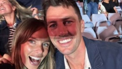 Pat and Becky Cummins attend Coldplay concert in Sydney. ((Becky Cummins/Instagram)) Pat and Becky Cummins attend Coldplay concert in Sydney. ((Becky Cummins/Instagram))