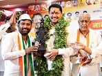 Maharashtra Congress President Nana Patole being felicitated by party workers during a meeting. 