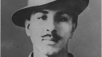 A non-profit foundation in Lahore on Tuesday slammed the government for scrapping a plan to rename Shadman Chowk after freedom fighter Bhagat Singh and install his statue there on the recommendation of a retired Pakistani military official. (HT File) A non-profit foundation in Lahore on Tuesday slammed the government for scrapping a plan to rename Shadman Chowk after freedom fighter Bhagat Singh and install his statue there on the recommendation of a retired Pakistani military official. (HT File)