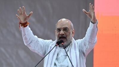 Amit Shah addressed a rally at Saptah Maidan in Kandivali West on Wednesday. (Raju Shinde/HT Photo)