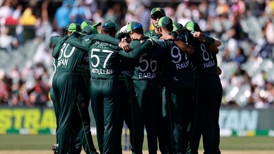 Pakistan cricket team advised to not participate in Champions Trophy if tournament moves out of country. (AP) Pakistan cricket team advised to not participate in Champions Trophy if tournament moves out of country. (AP)