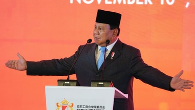 Indonesian President Prabowo Subianto gestures as he speaks during the Indonesia-China Business Forum in Beijing, Sunday, Nov. 10, 2024. (AFP) Indonesian President Prabowo Subianto gestures as he speaks during the Indonesia-China Business Forum in Beijing, Sunday, Nov. 10, 2024. (AFP)